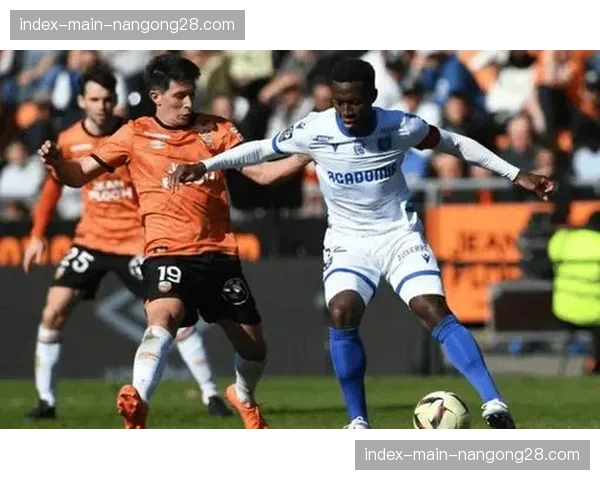 从过程到结果：深度报道欧塞尔战胜洛里昂的团队协作